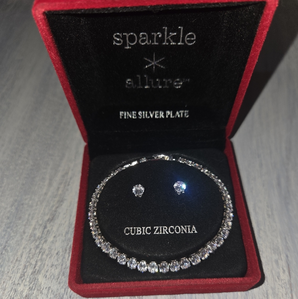 Silver Cubic Zirconia Jewelry Set